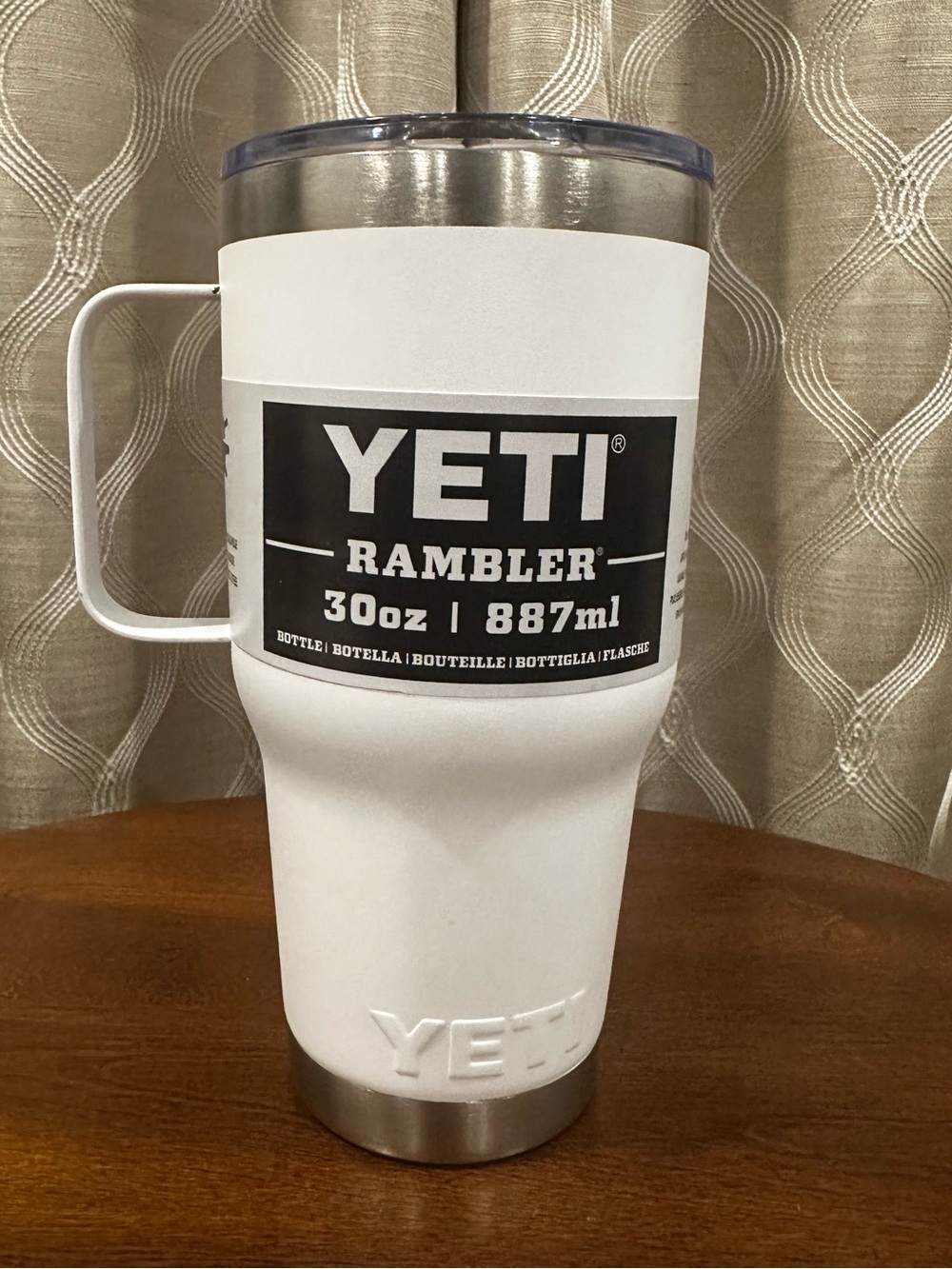 Yeti White Rambler 30oz Mug with Handle and Clear Lid